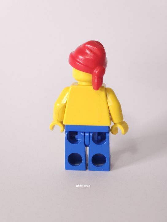 Pirate Blue / White Stripes Shirt, Blue Legs, Red Bandana, Belt with Gold Buckle - obrazek 2